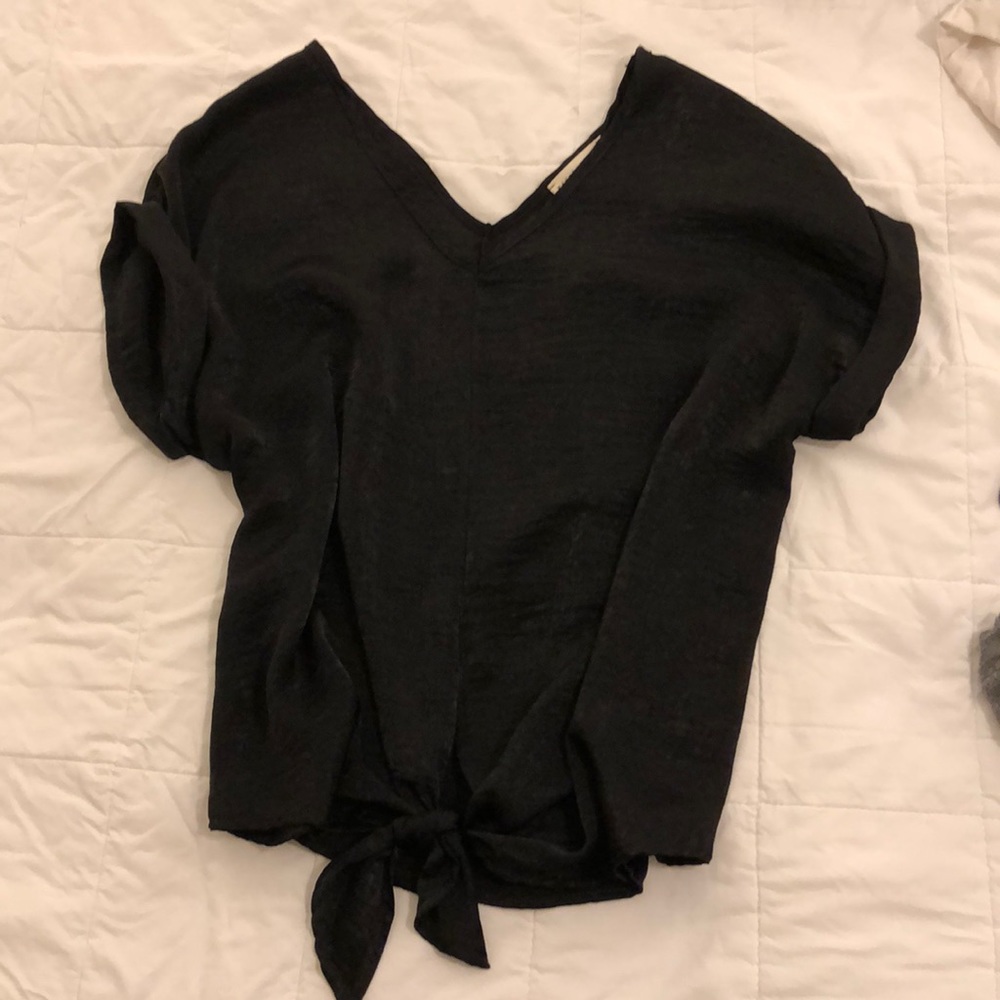 Wasabi + Mint v-neck blouse